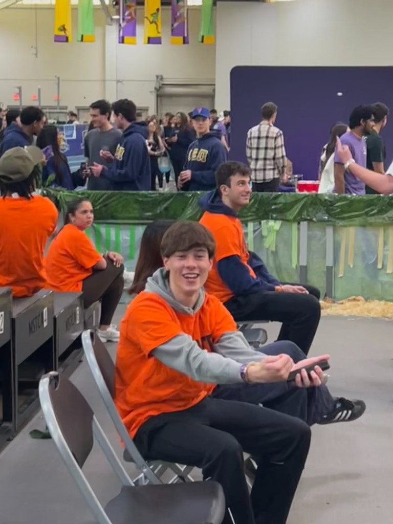 52 Brothers. $10,345. Ring Closed.
